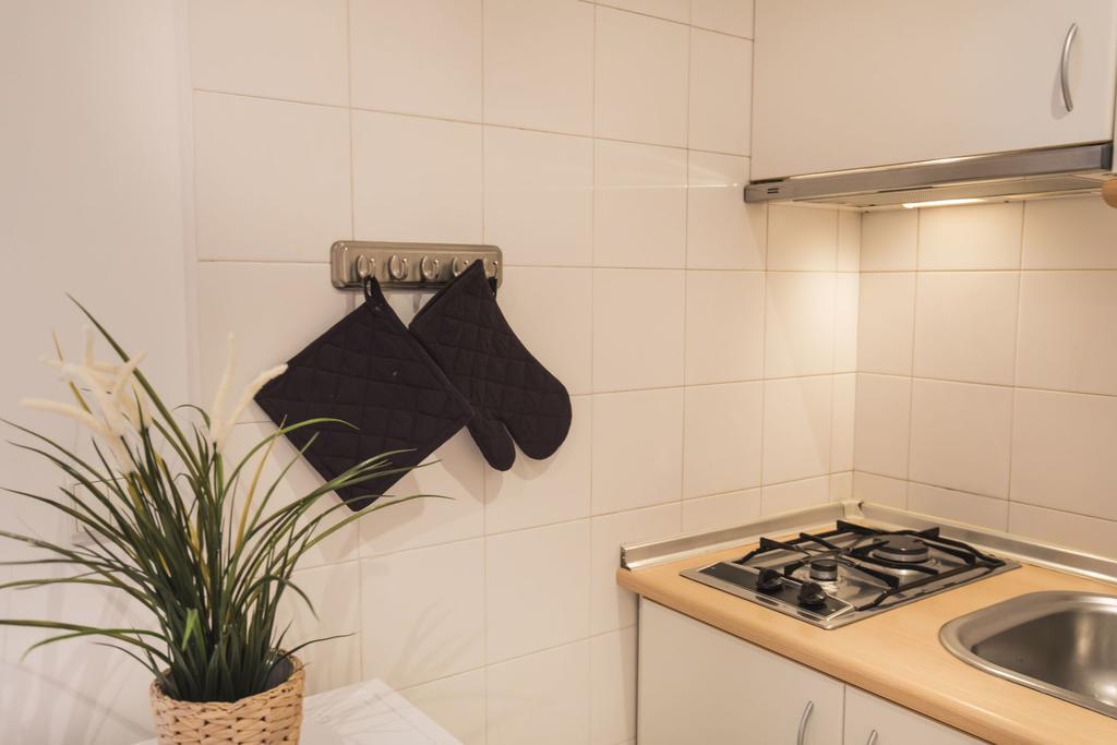 Lovelystay - Charming Marques Flat Lisbon Exterior photo