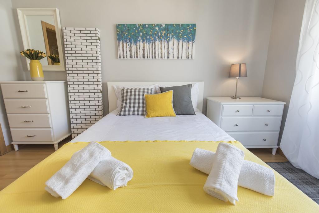 Lovelystay - Charming Marques Flat Lisbon Exterior photo
