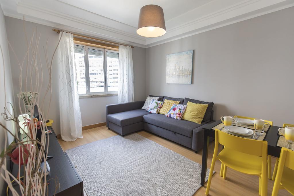 Lovelystay - Charming Marques Flat Lisbon Exterior photo